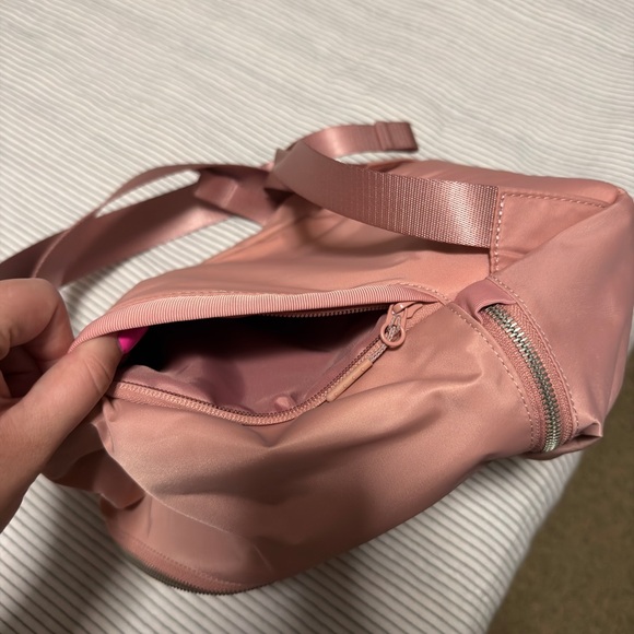Lululemon small backpack - Picture 6 of 6
